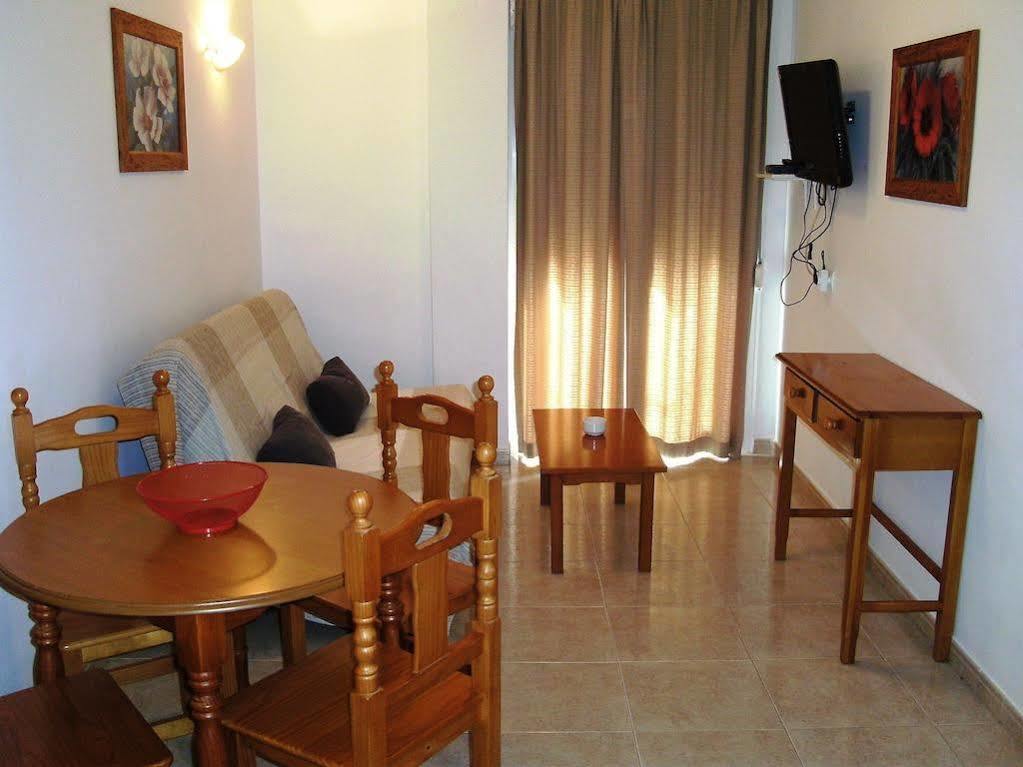 Vicenta Apartaments توريمولينوس المظهر الخارجي الصورة